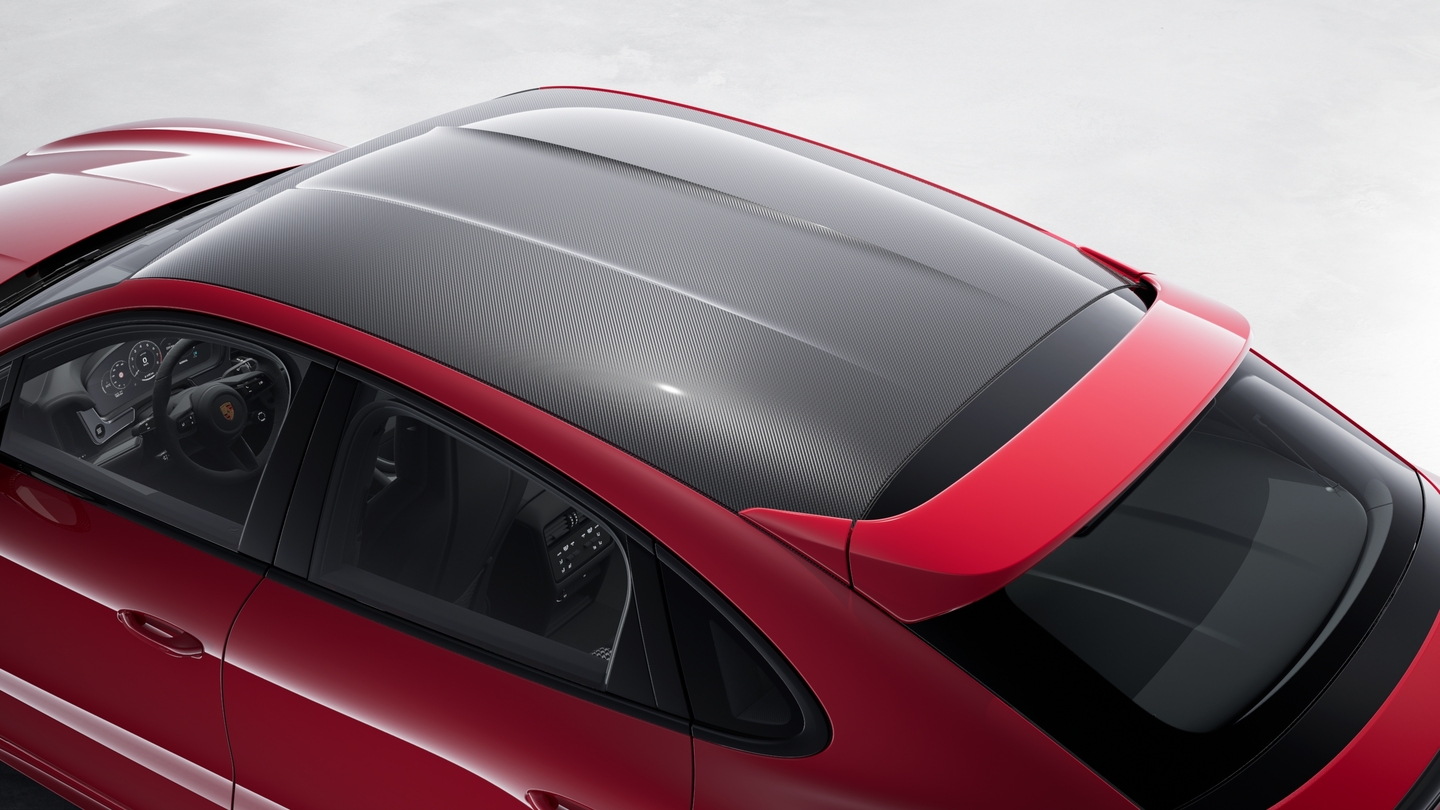 Premium Plus Sport Package in Carbon Fibre