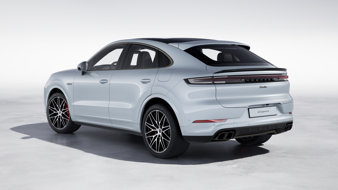 深青铜色 Turbo 排气系统