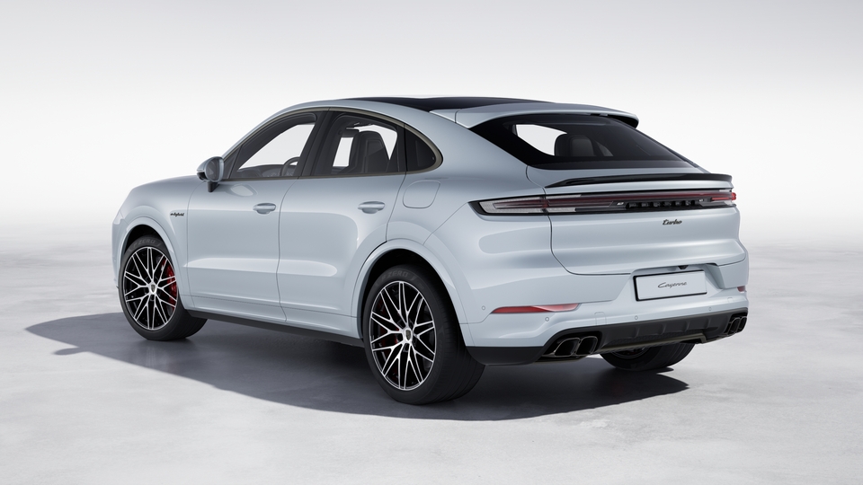 深青铜色 Turbo 排气系统