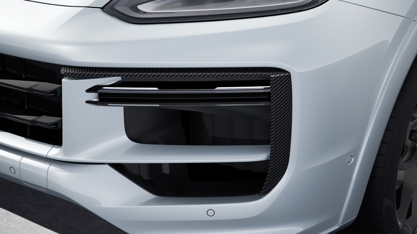 Premium Plus Sport Package in Carbon Fibre