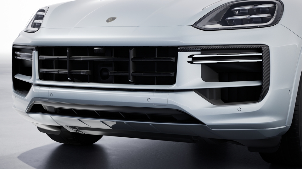Premium Plus Sport Package in Carbon Fibre