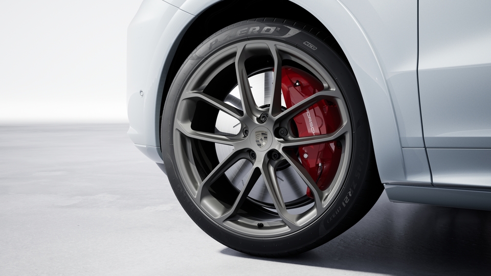 Premium Plus Sport Package in Carbon Fibre