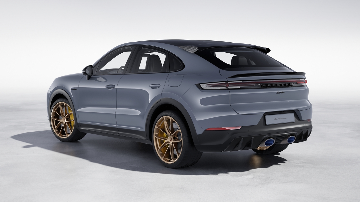 Model designation on tailgate in Black (satin-gloss) with border in Black