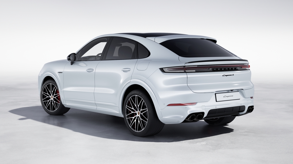 SportDesign package painted in Black (high-gloss)
