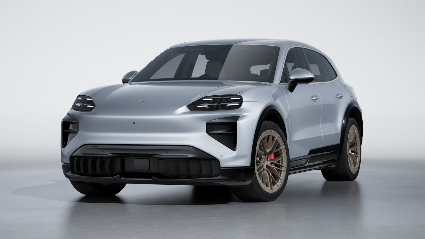 22-inch Cayenne SportTechno Wheels