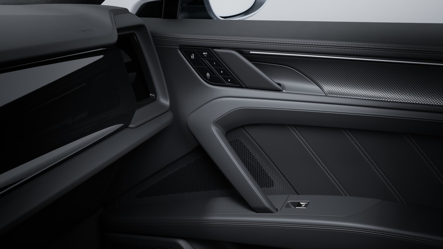 Leather interior Black with Interior Package Turbonite