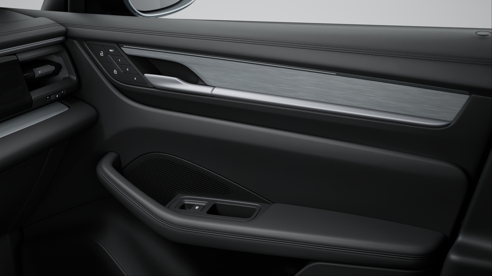Interior Package brushed aluminium