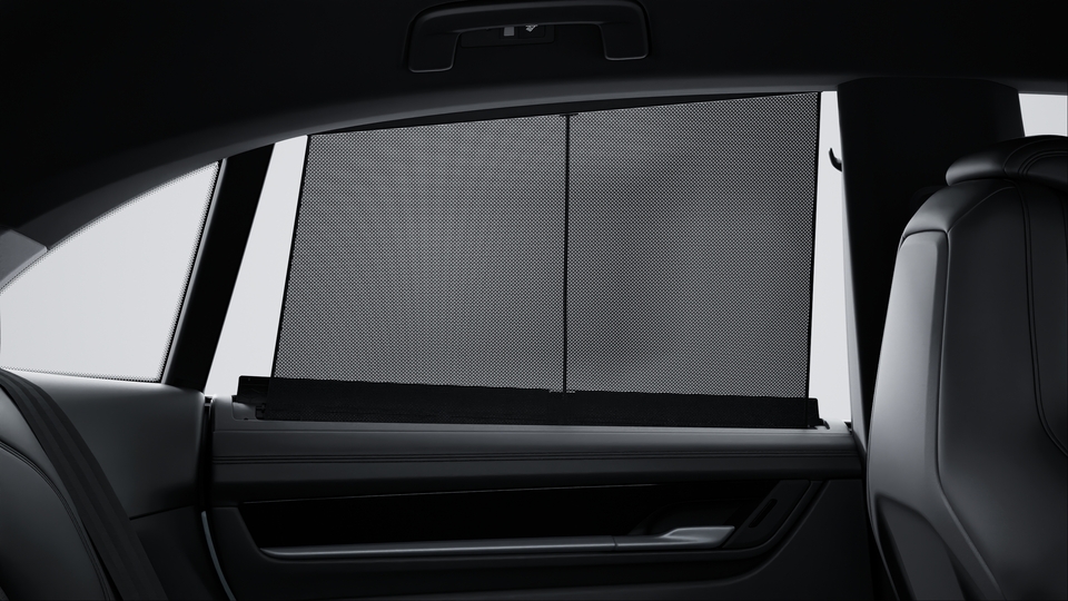 Electric roll-up sunblind for rear side windows