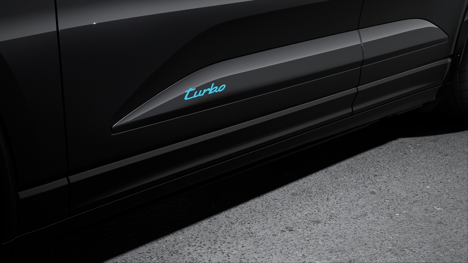 Model designation on sideblades in Arctic Blue