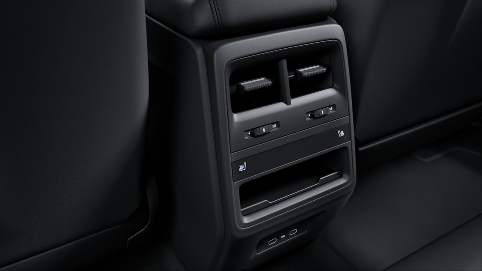 Heated Seats (Rear)