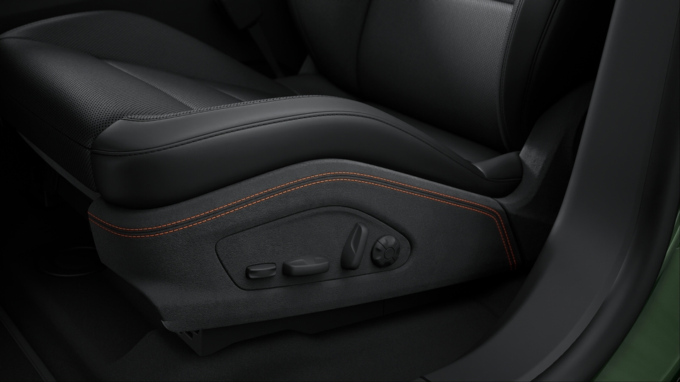 Seat consoles Race-Tex with coloured decorative stitching