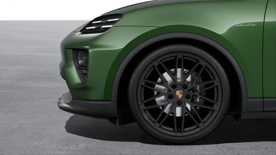 Wheels painted in Black (high-gloss)