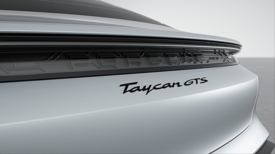 Model Designation and ‘electric’ Logo painted in Black (high-gloss)