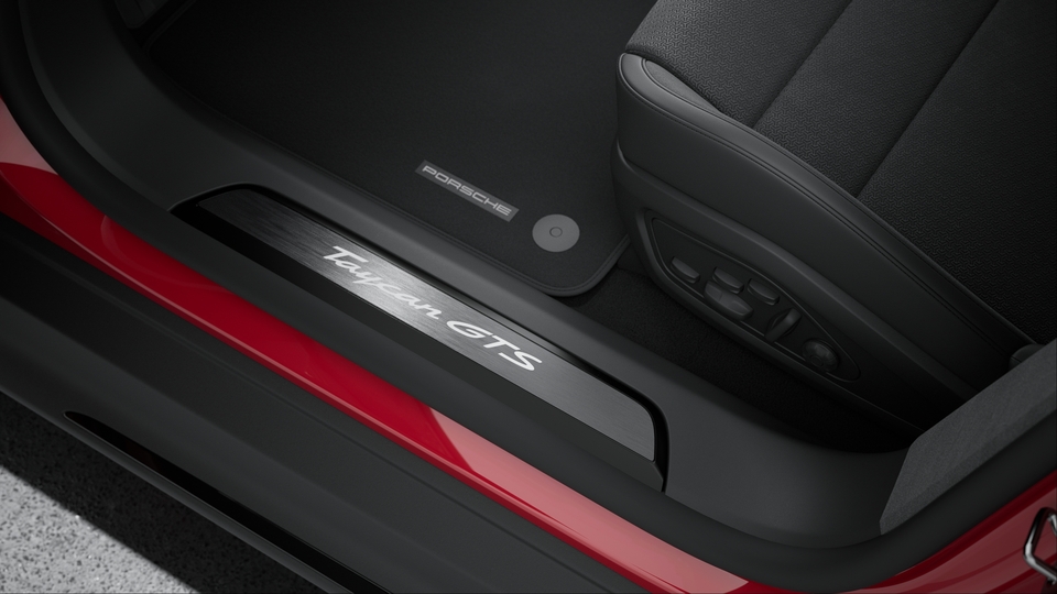 Door Sill Guards brushed Aluminium in Black, illuminated