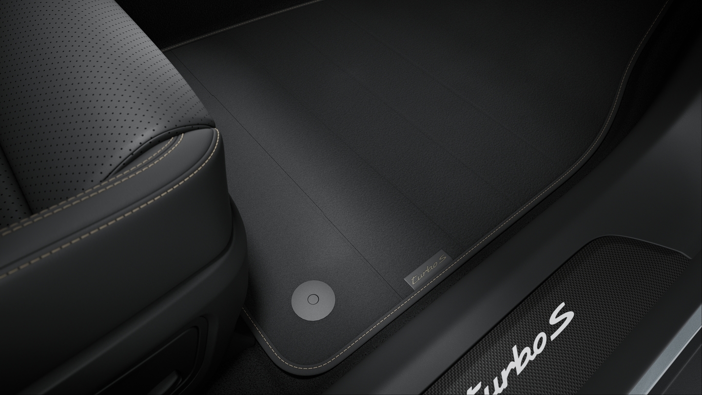 Leather interior Black with Interior Package Turbonite