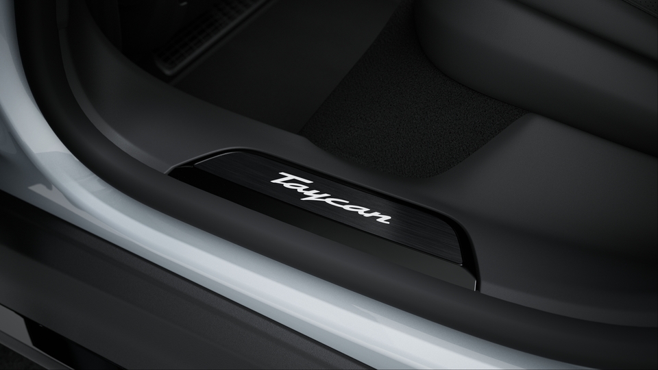 Door Sill Guards brushed Aluminium in Black, illuminated