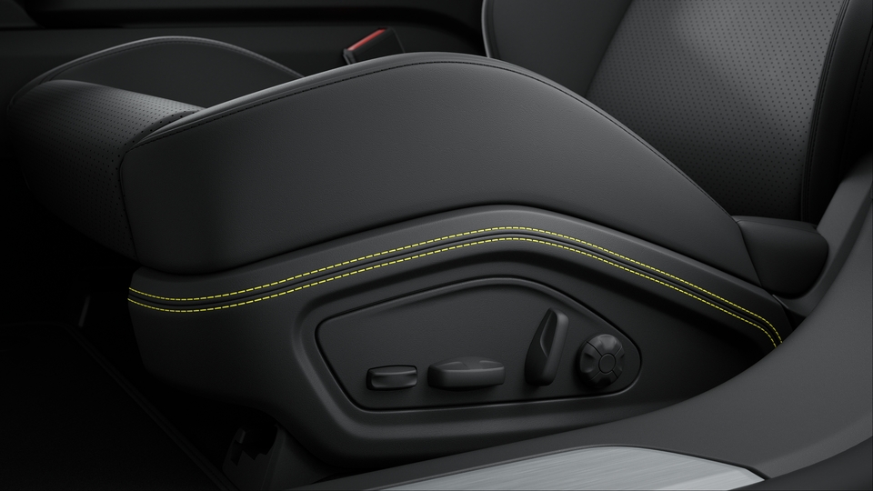 Seat Consoles Leather (front) with coloured decorative Stitching