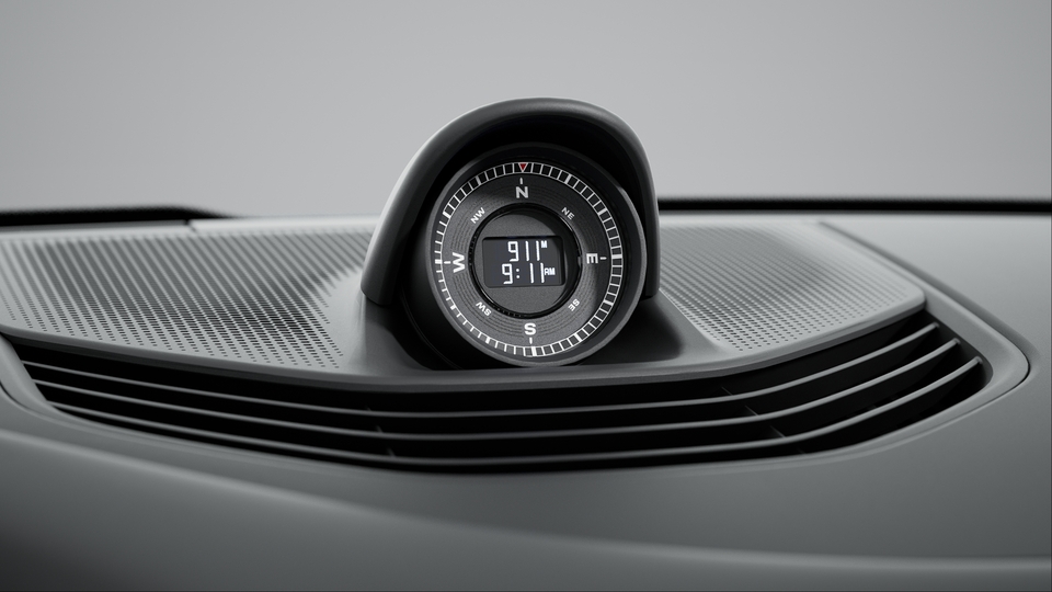 Sport Chrono Package including compass display on dashboard