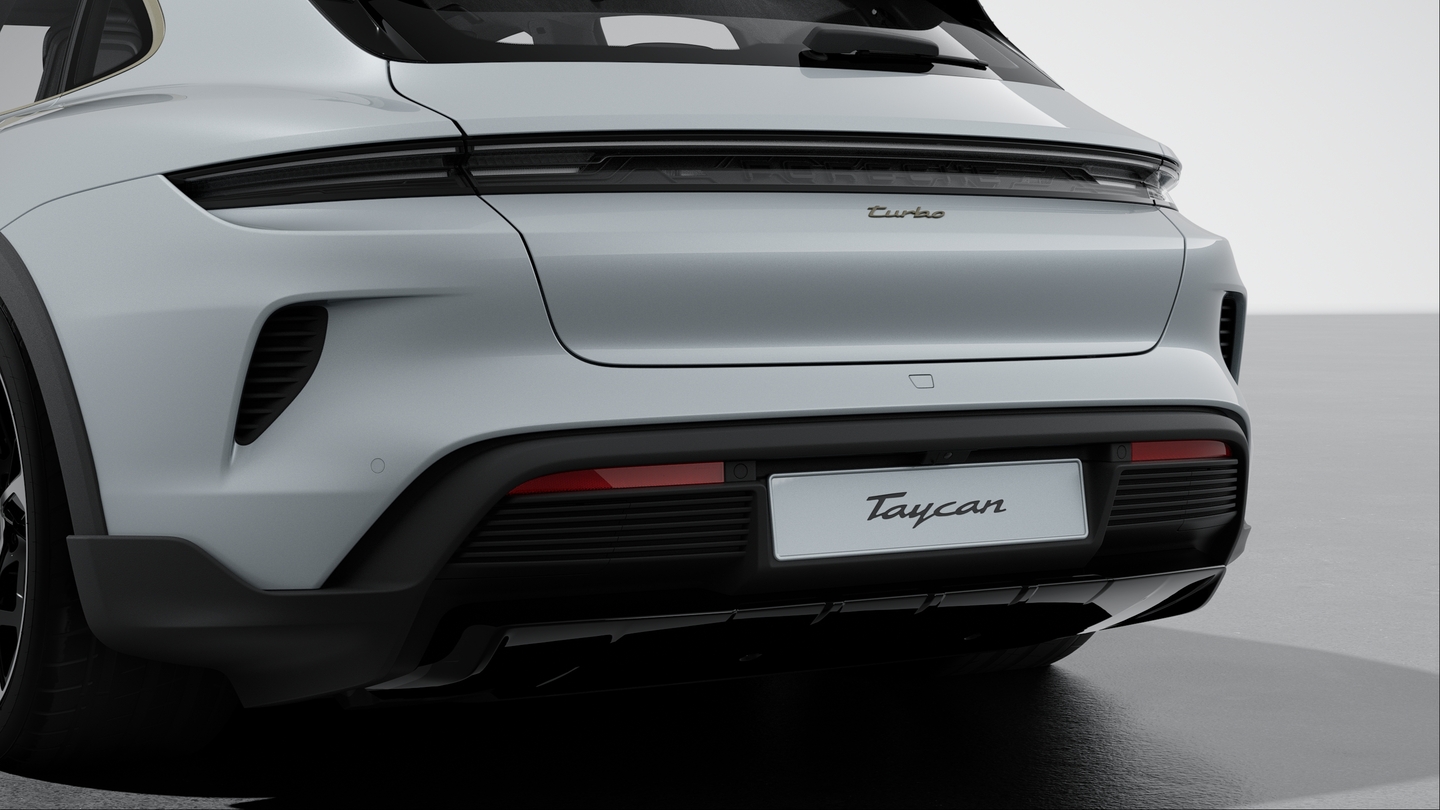 Offroad Design Package including inlays painted in Black (high-gloss)