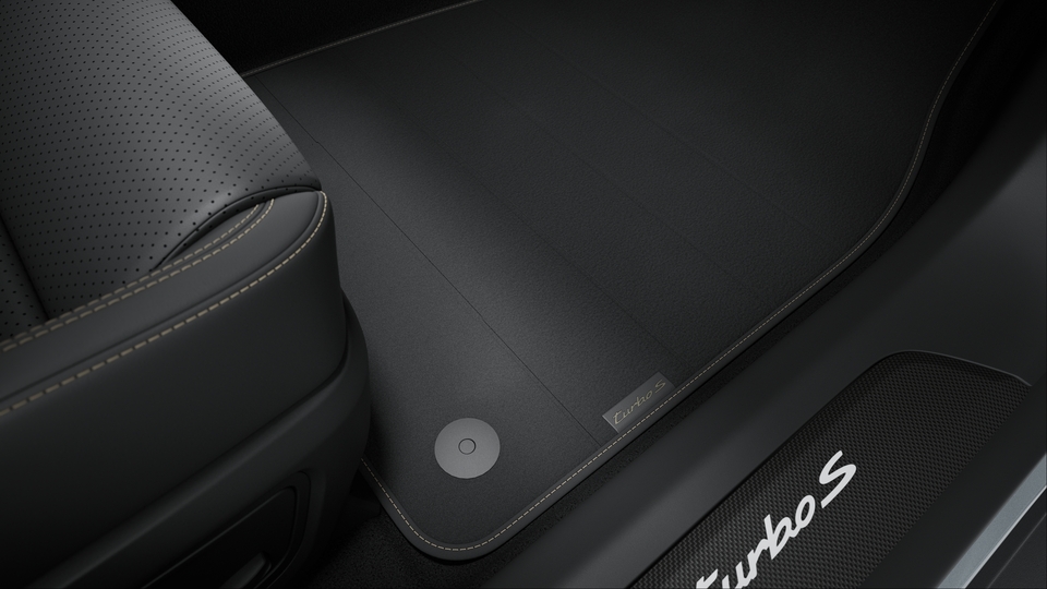 Leather Interior in Black with Interior Package in Turbonite