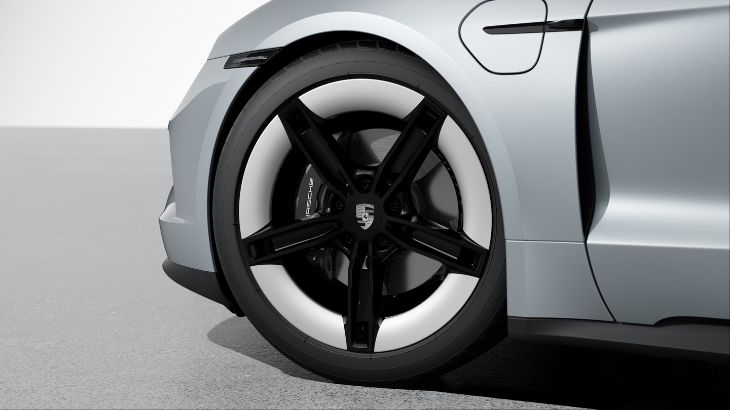 Brake system with brake calipers in Black