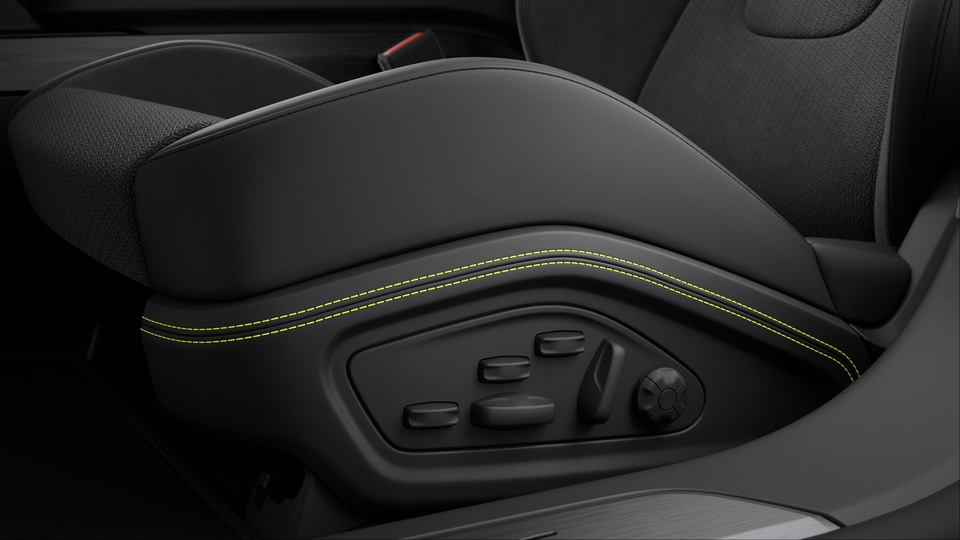 Seat Consoles Leather (front) with coloured decorative Stitching | Atacama Beige
