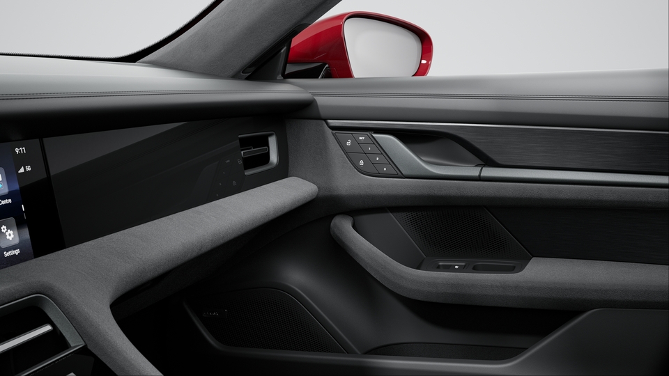 Race-Tex interior with leather Black