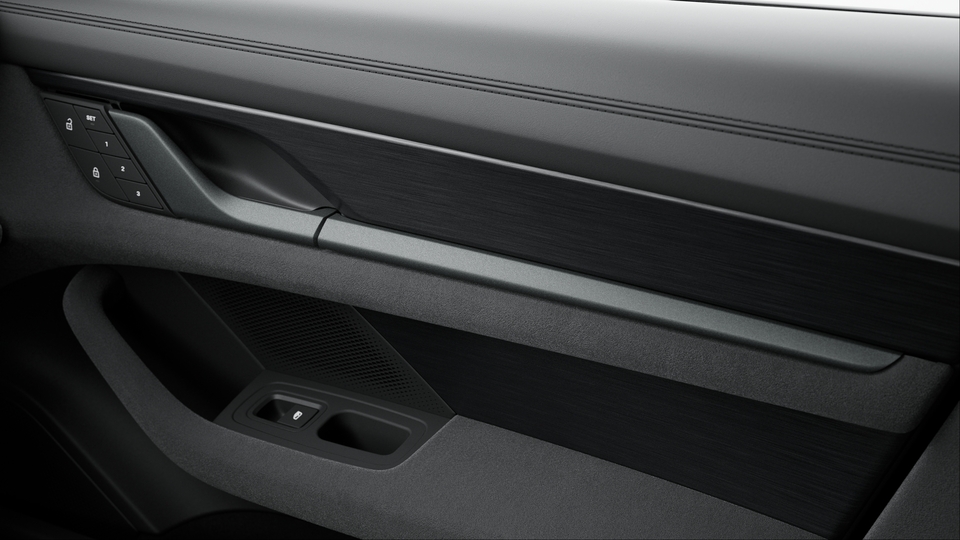 Accent Package Black