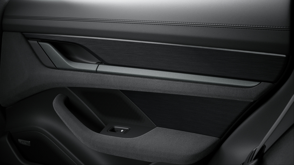 Accent Package Black