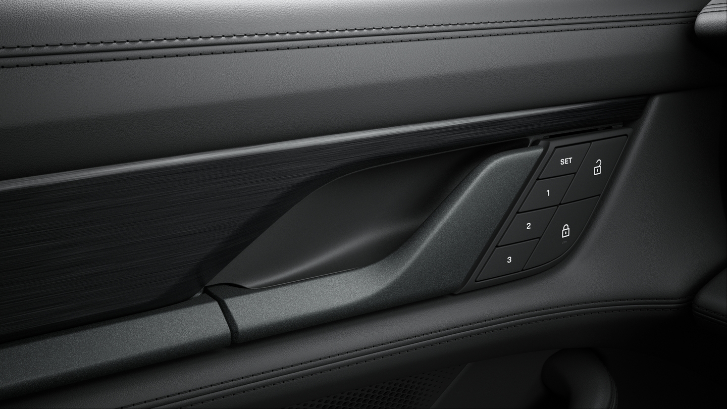 Comfort seats in front (14-way, electric) with memory package