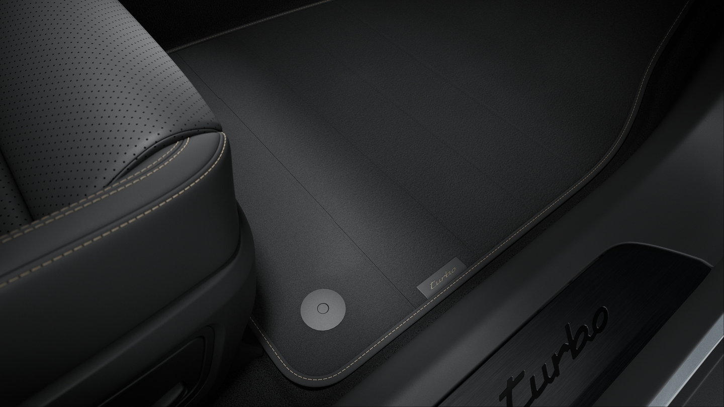 Leather interior Black with Interior Package Turbonite