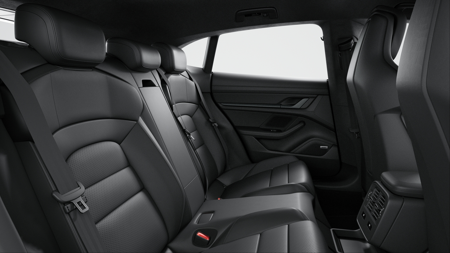 4+1 seats