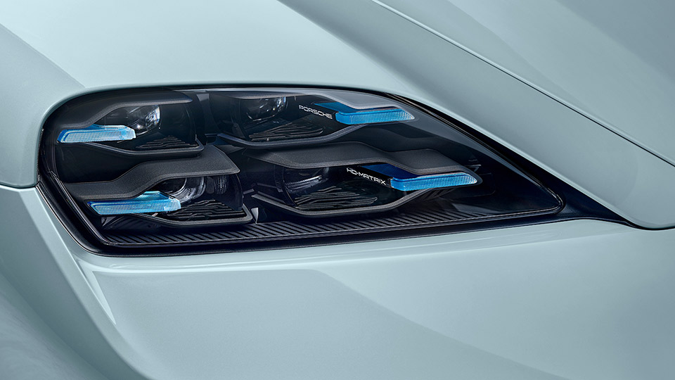 Tinted HD-Matrix LED Headlights with four-point LED Daytime Running Lights in Glacier Iceblue