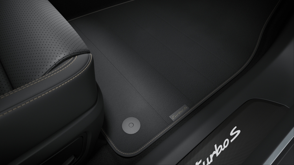 Leather interior Black with Interior Package Turbonite
