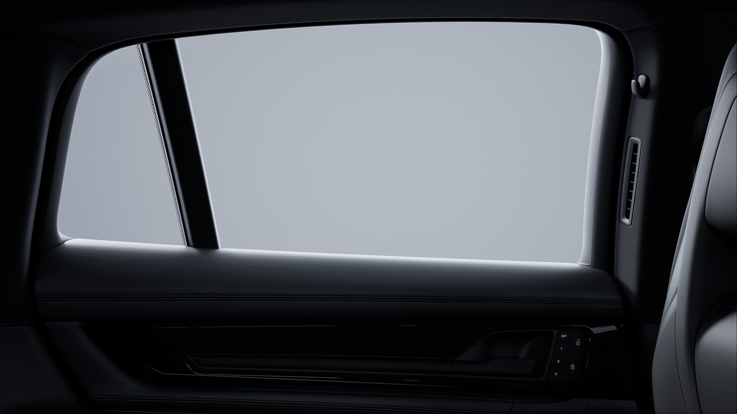 Individual comfort rear seats (eight-way, electric) with memory Package