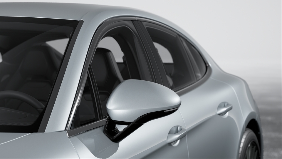 Exterior Mirror Lower Trims painted in Exterior Colour including Mirror Base painted in Black (high-gloss)