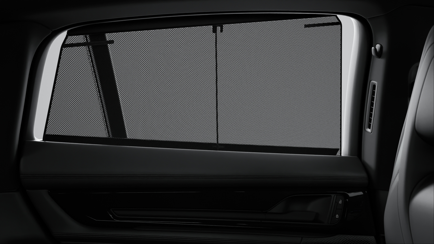 Electric roll-up sunblind for rear side windows