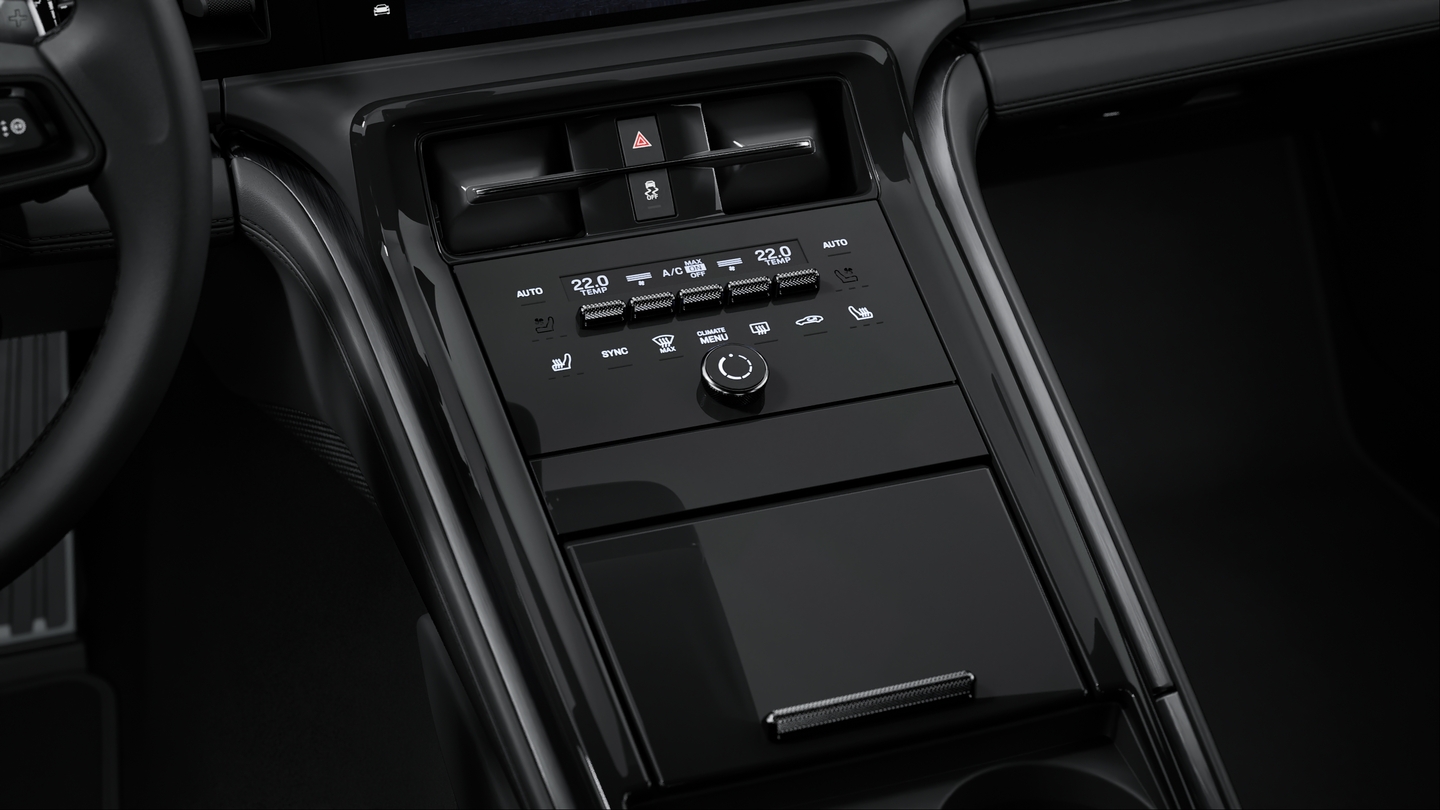 Brushed aluminium Interior Package in Black