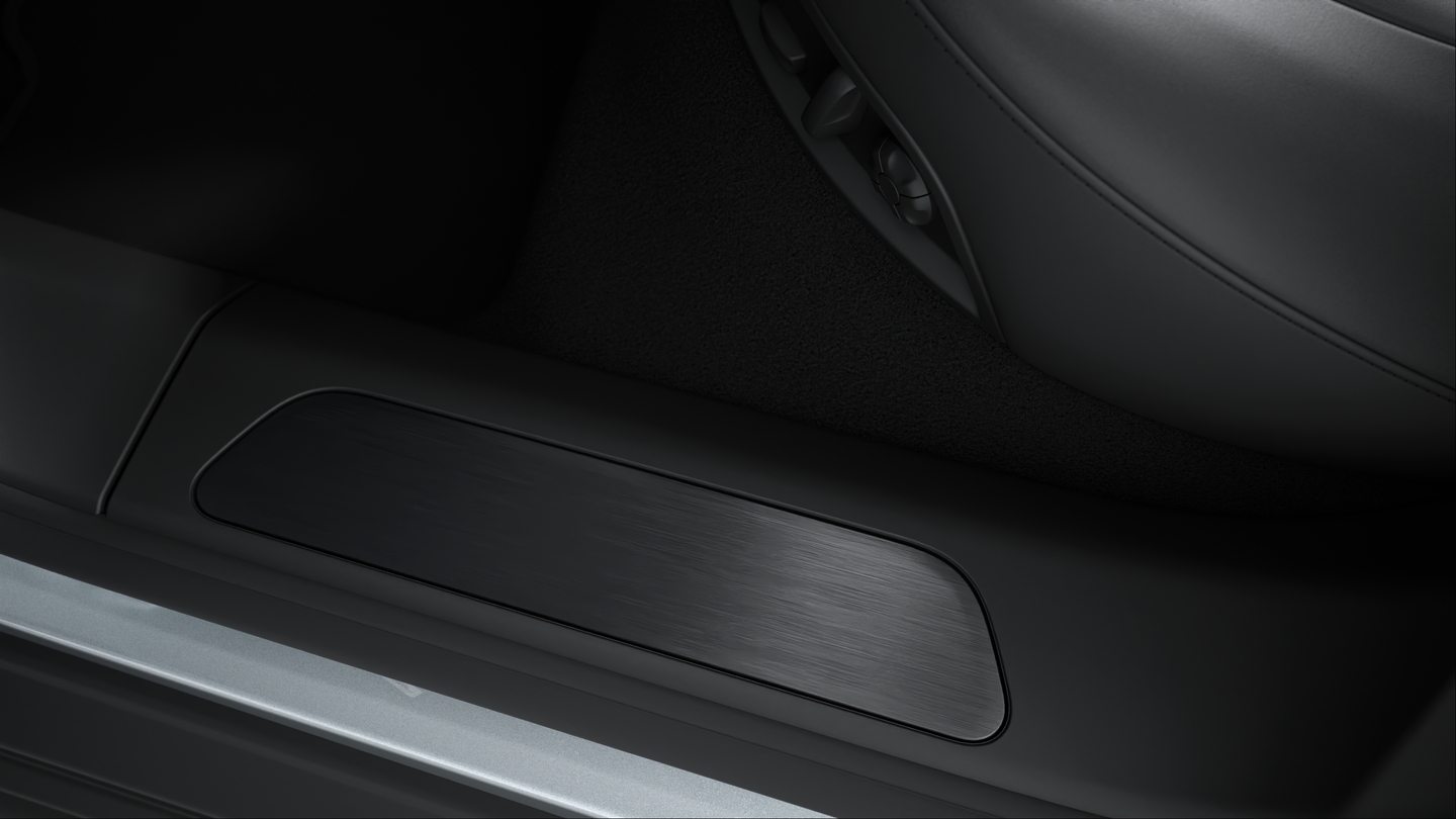 Individual comfort rear seats (eight-way, electric) with memory Package
