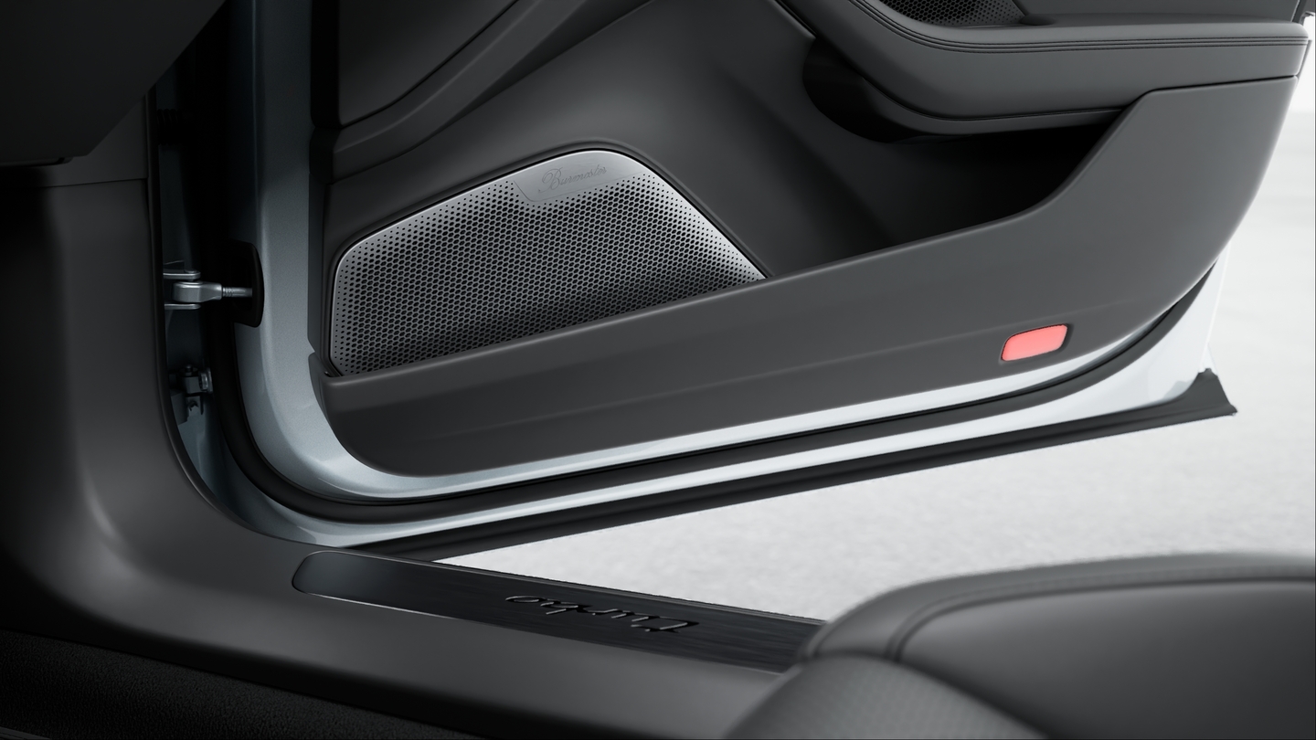 Burmester® 3D High-End Surround Sound System