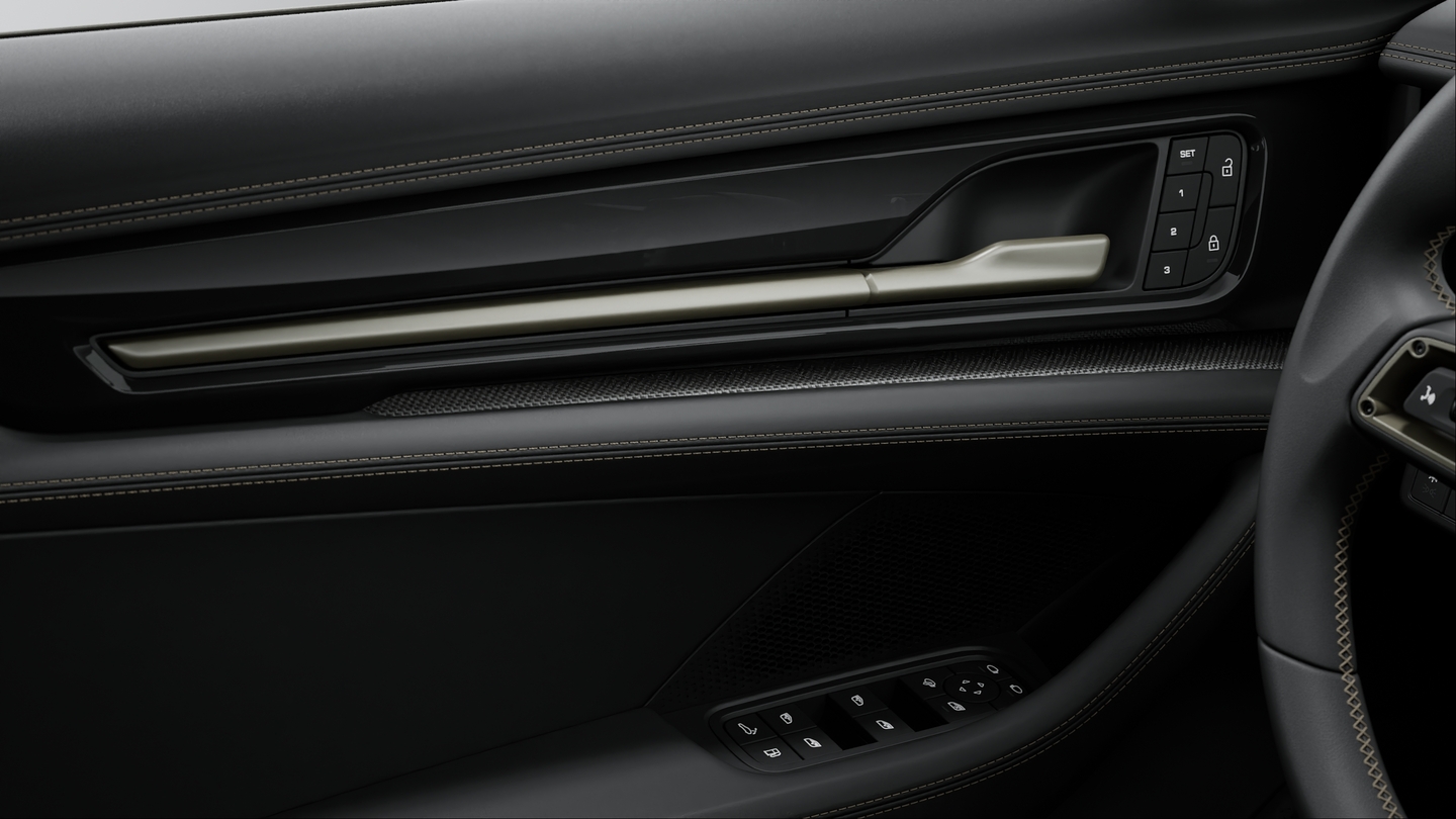 Leather interior Black with Interior Package Turbonite