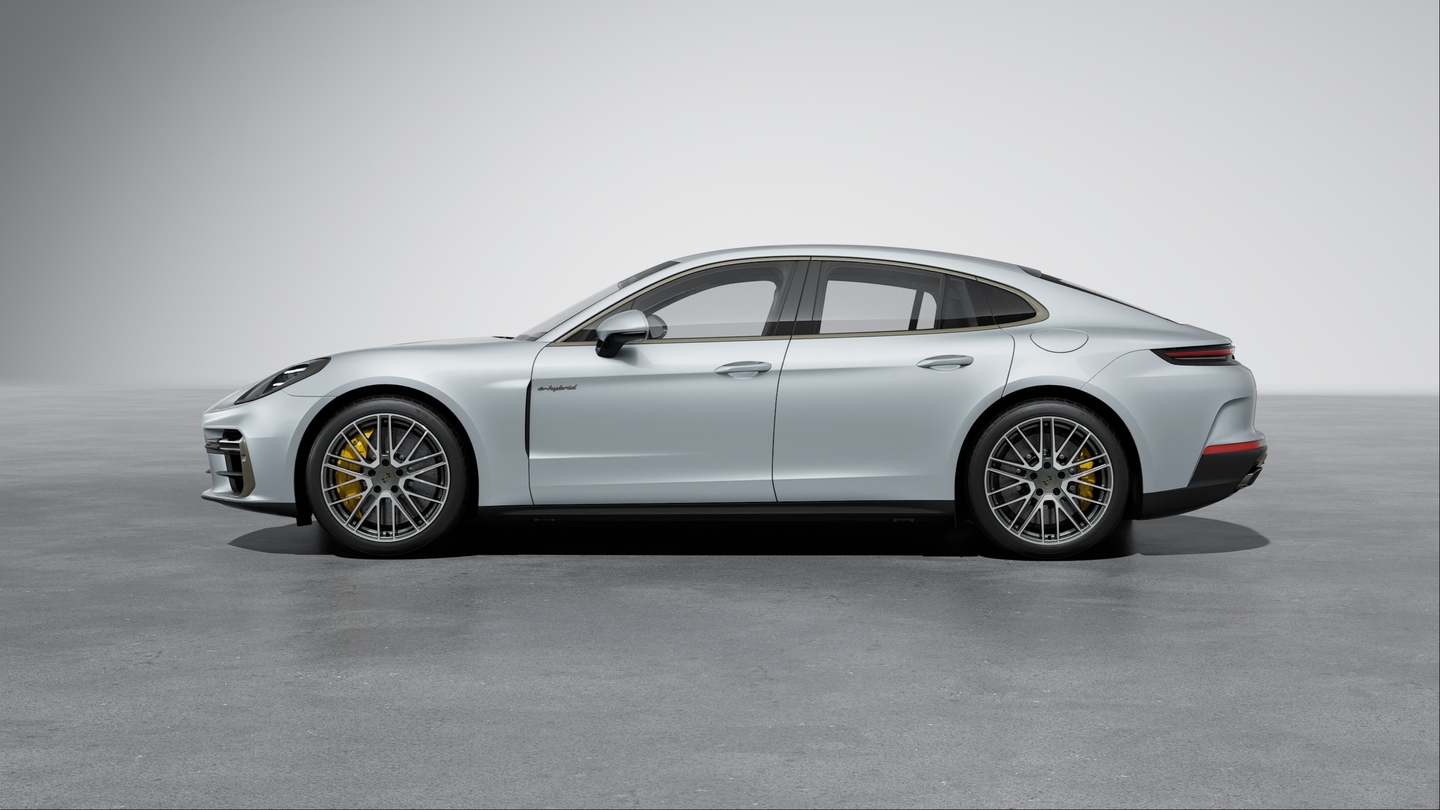 Porsche Ceramic Composite Brake (PCCB) with brake calipers painted in Yellow