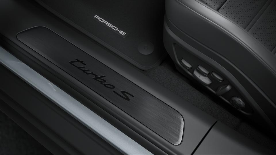 Door Sill Guards brushed aluminium in Black