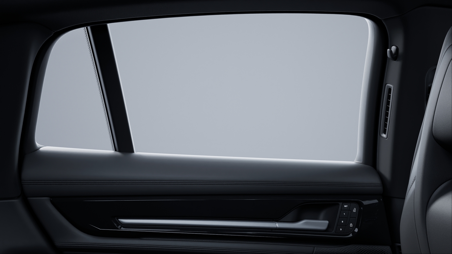 带记忆功能组件的个性化舒适后排座椅 (8 向，电动)