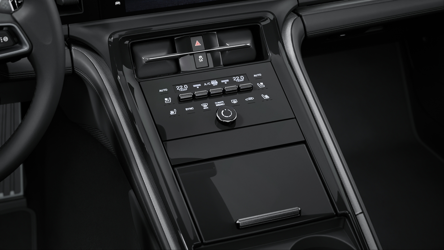 座椅通风功能 (前排和后排)