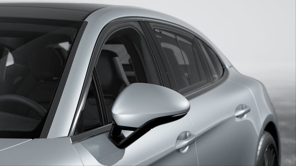 Exterior Mirror Lower Trims painted in Exterior Colour including Mirror Base painted in Black (high-gloss)