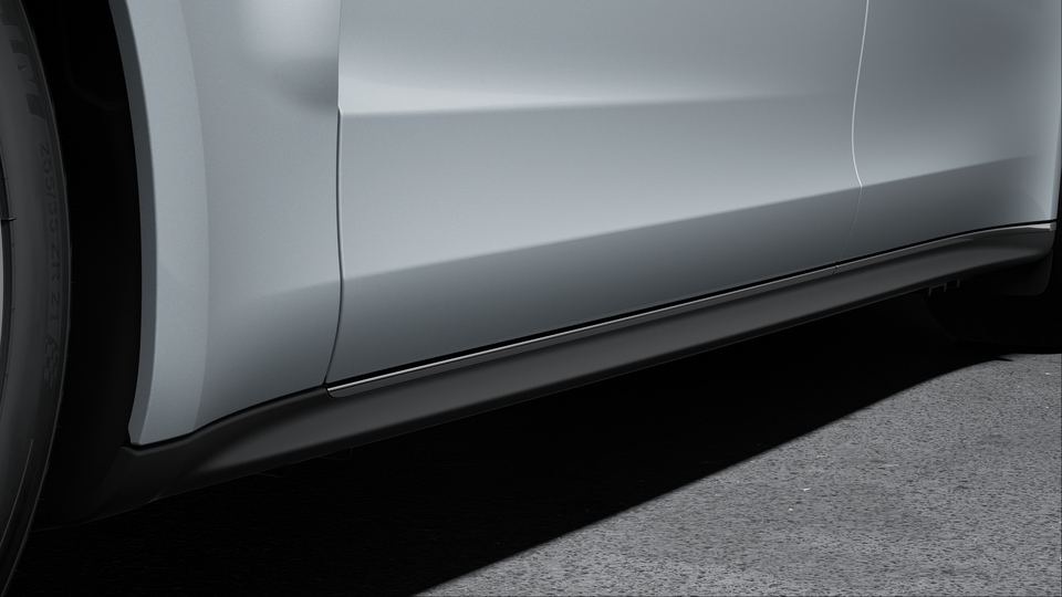 Sideskirts with Silver coloured (high-gloss) trims