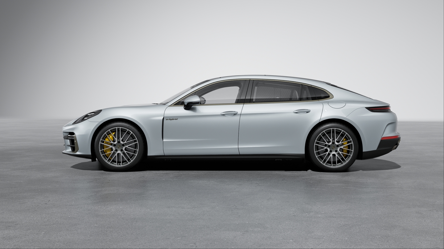 Porsche Ceramic Composite Brake (PCCB) with brake calipers painted in Yellow