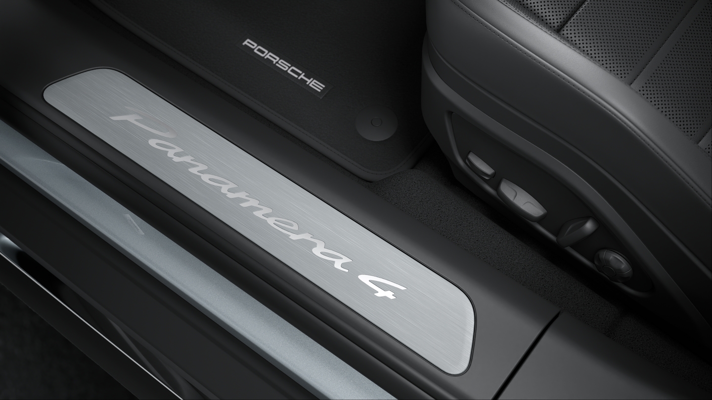 带记忆功能组件的前排舒适型座椅 (14 向，电动)