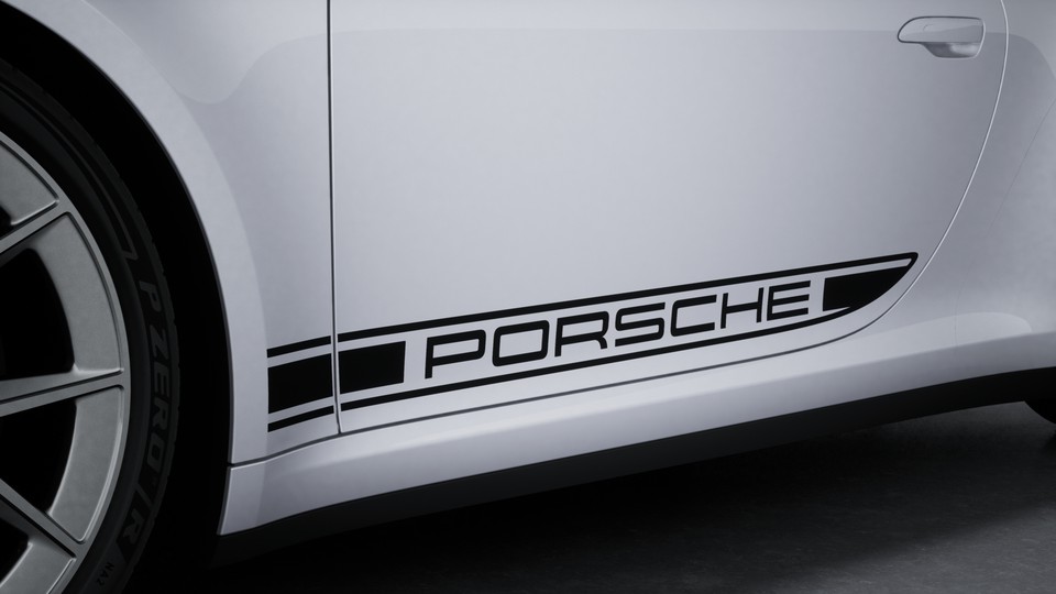 黑色 “PORSCHE” 装饰性侧面标志